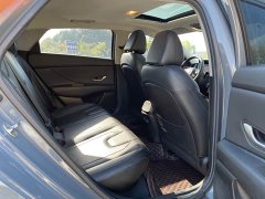 Hyundai Elantra 1.5L CVT Luxury - ფოტო 12