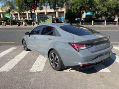 Hyundai Elantra 1.5L CVT Luxury - ფოტო 7