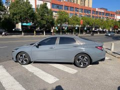 Hyundai Elantra 1.5L CVT Luxury - ფოტო 8