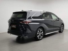 Toyota Grevias 2023 2.5L Hybrid Flagship VIP Edition - ფოტო 2