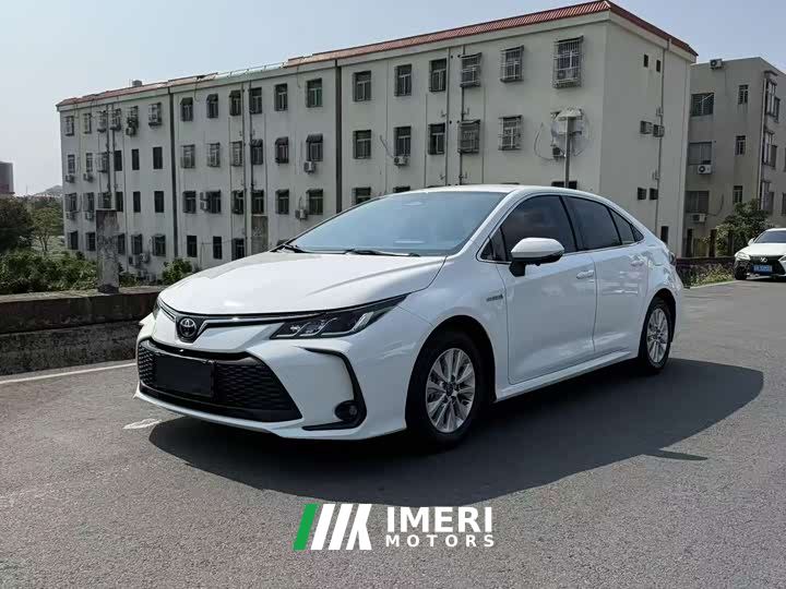 Toyota Corolla 1.8L Smart Hybrid Dual Engine Pioneer Edition