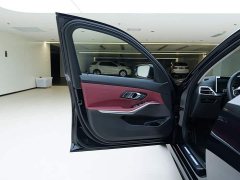 BMW 3 Series 325Li M Sport Package - ფოტო 19