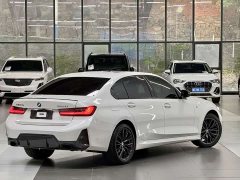 BMW 3 Series 325Li M Sport Midnight Edition Package - ფოტო 7