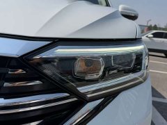 Volkswagen Sagitar 300TSI DSG Excellence Edition - ფოტო 10