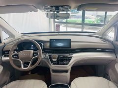 SAIC MG iMAX8 2023 400TGI Comfort Edition - ფოტო 7