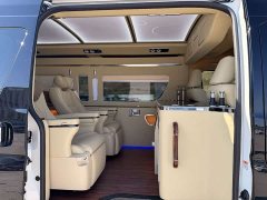 Toyota HIACE 2024 3.5L Automatic - ფოტო 12