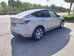 Tesla Model Y Standard Range RWD - ფოტო 5