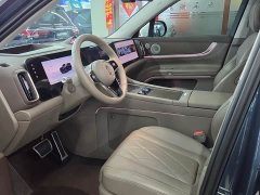 AITO M9 Extended Range Ultra 52kWh 5-Seater - ფოტო 7
