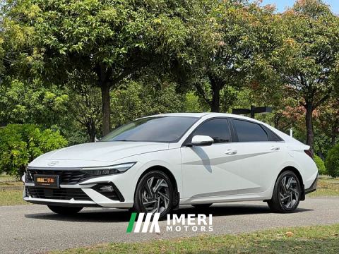 2025 Hyundai Elantra 1.5L CVT GLX Elite