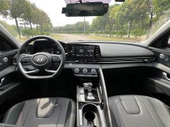 Hyundai Elantra 2023 1.5L CVT GLX Elite - ფოტო 15