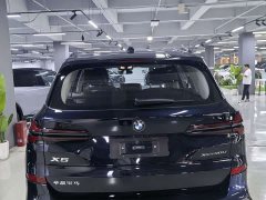 BMW X5 xDrive 30Li M Sport Luxury Night Edition Package - ფოტო 4