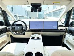 Li Auto Li Xiang MEGA Ultra - ფოტო 6