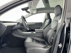 Tesla Model Y Rear-Wheel Drive - ფოტო 5
