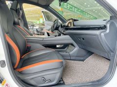 Changan UNI-V 2023 1.5T Premium - ფოტო 14