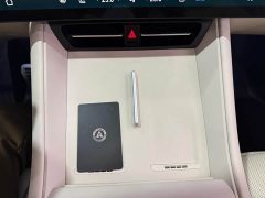 Luxeed Zhiji R7 Pure Electric 667km Pro - ფოტო 20