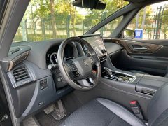 Toyota Vellfire Crown Hybrid 2.5L Executive Premier Edition - ფოტო 9