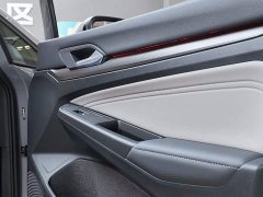 Volkswagen Golf 300TSI R-Line - ფოტო 15