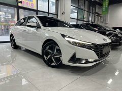 Hyundai Elantra 1.5L CVT LUX Black Knight Limited Edition - ფოტო 3