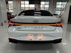 Hyundai Elantra 1.5L CVT LUX Black Knight Limited Edition - ფოტო 9