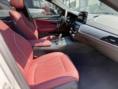 BMW 5 Series 530Li Premier M Sport Package - ფოტო 12