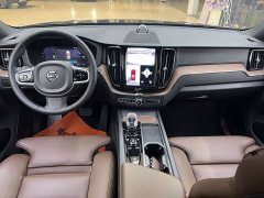 Volvo XC60 B5 AWD Smart Remote Luxury Edition - ფოტო 14