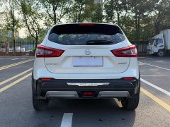 Nissan Qashqai 2.0L CVT Luxury - ფოტო 7