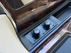 Toyota Alphard 2021 Hybrid 2.5L Luxury - ფოტო 16