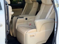 Toyota Alphard 2021 Hybrid 2.5L Luxury - ფოტო 8