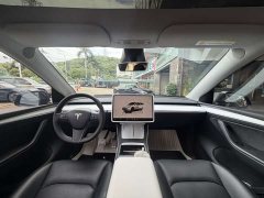 Tesla Model Y Rear-Wheel Drive - photo 6