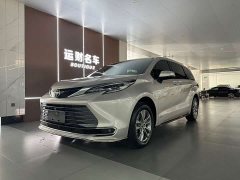 Toyota Sienna 2.5L Hybrid AWD Premium - ფოტო 1