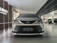 Toyota Sienna 2.5L Hybrid AWD Premium - ფოტო 2
