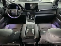 Toyota Sienna 2.5L Hybrid AWD Premium - ფოტო 6