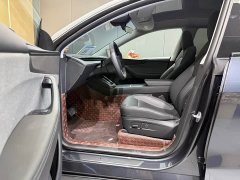 Tesla Model Y Rear-Wheel Drive - ფოტო 6