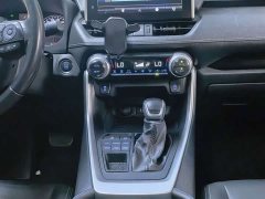 Toyota Vland 2.0L CVT AWD Luxury - ფოტო 11