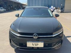 Volkswagen Magotan 300TSI Respect Edition Eye-catching Package - ფოტო 2