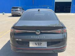 Volkswagen Magotan 300TSI Respect Edition Eye-catching Package - ფოტო 4