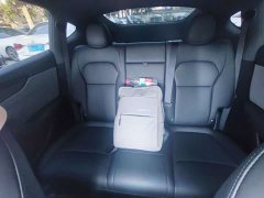 Tesla Model Y Rear-Wheel Drive - ფოტო 12