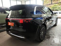 AITO M8 Pure Electric Ultra Six-Seat AWD with 192-Channel LiDAR - ფოტო 7
