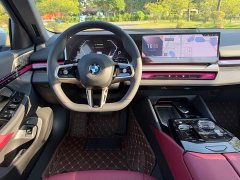 BMW 5 Series 530Li Luxury M Sport Package - ფოტო 12