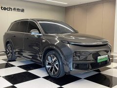 Li Auto L8 2023 Pro - ფოტო 2