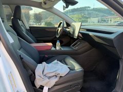 Tesla Model Y Long Range All-Wheel Drive - ფოტო 8