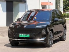 NIO ES8 2026 Six-Seat Executive Luxury Edition - ფოტო 1