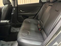 Hyundai Elantra 2023 1.5L CVT TOP Premier Edition - ფოტო 9