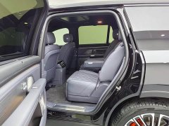 NIO ES8 Six-Seat Executive Luxury Edition - ფოტო 14
