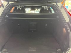 Volvo XC60 Plug-in Hybrid T8 E-Drive Hybrid Elegant Luxury Edition - ფოტო 13