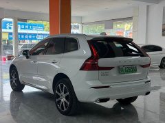 Volvo XC60 Plug-in Hybrid T8 E-Drive Hybrid Elegant Luxury Edition - ფოტო 17