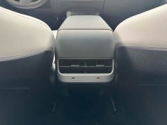 Tesla Model Y 2022 Facelift Rear-Wheel Drive - ფოტო 15