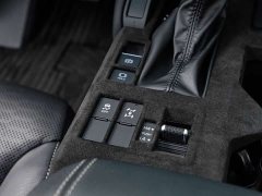 Toyota Prado 2.4T All-Purpose TX 5-Seater - ფოტო 10
