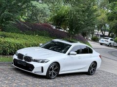 BMW 3 Series 325i M Sport Night Edition Package - ფოტო 1