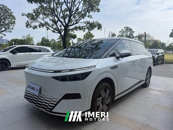 XPeng X9 640 AWD High Performance Max